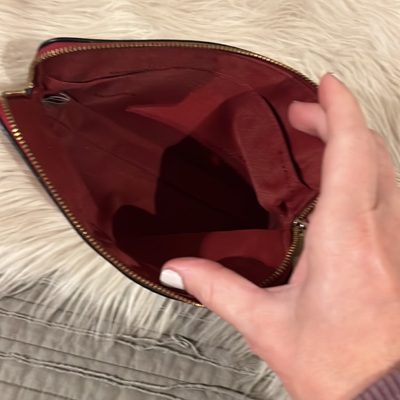 Authentic coach wallet/clutch/makeup bag - Picture 2 of 4